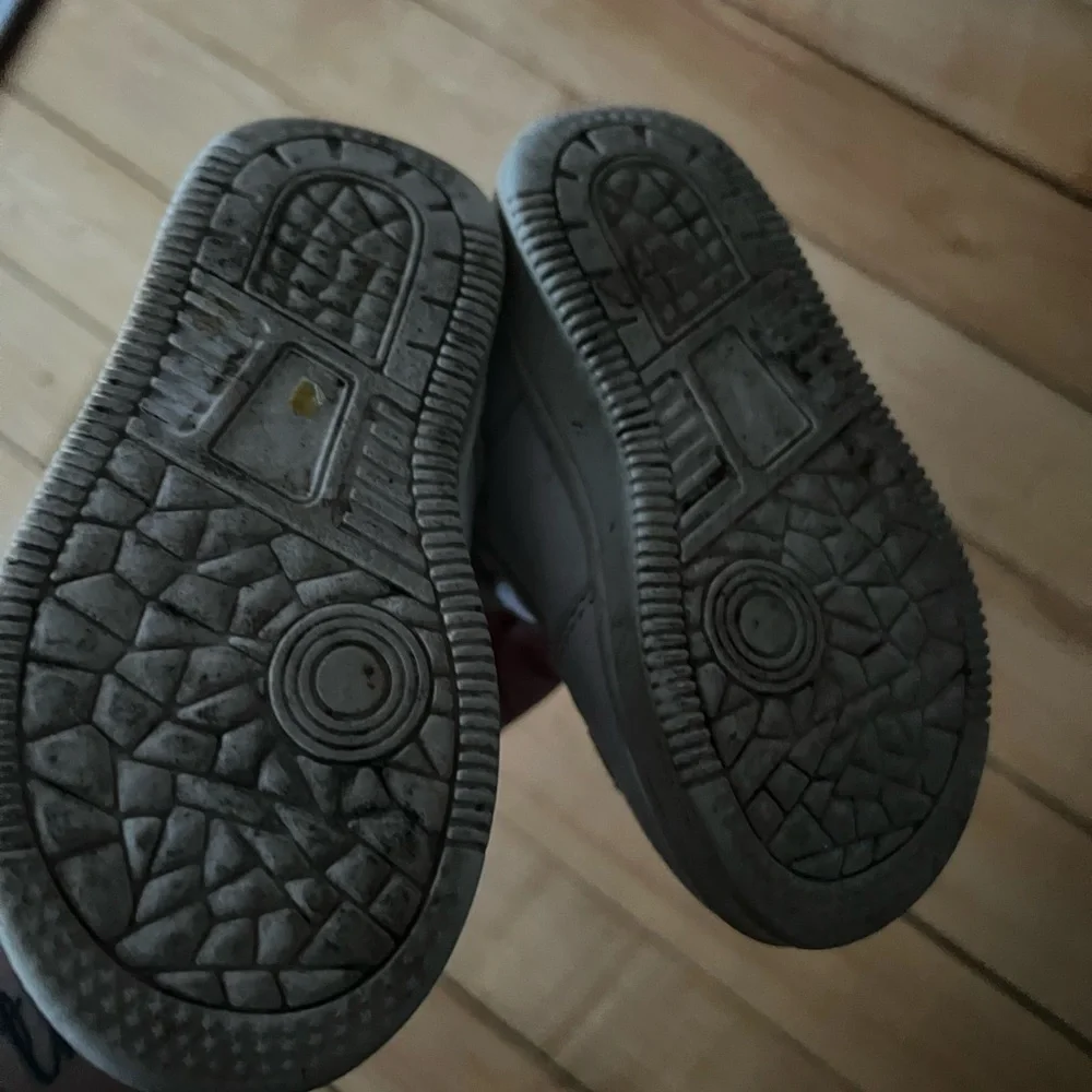 Gerber high top‎ crib shoes